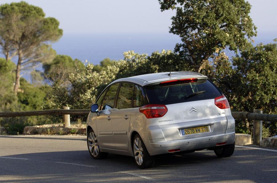  Citroen C4 Picasso 2007 года  (фото 58 из 117)